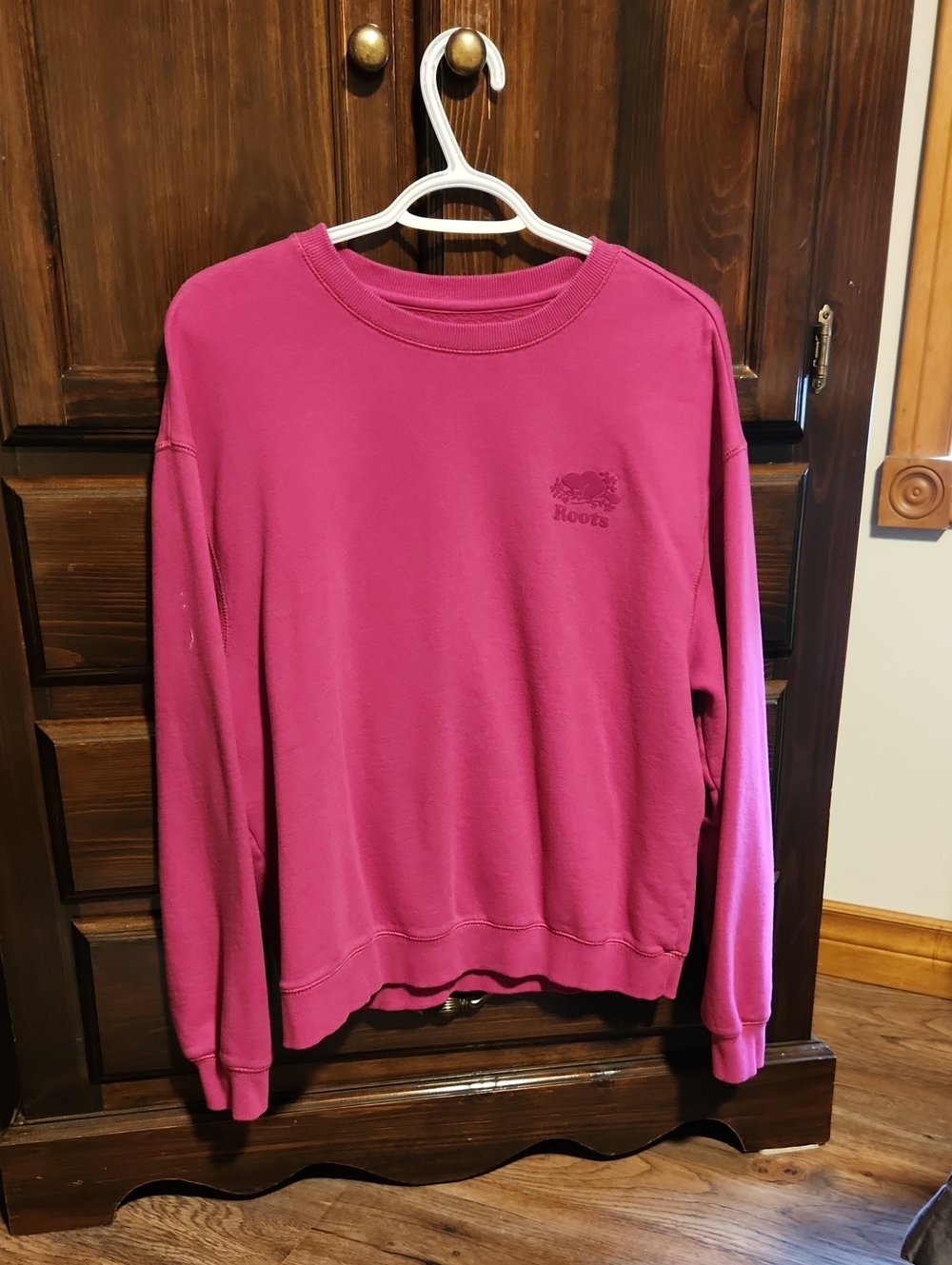 Roots Women's Crewneck Sweater in Fuchsia Pink